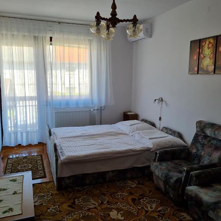 Gyoengyvirag Apartman Ленти Экстерьер фото